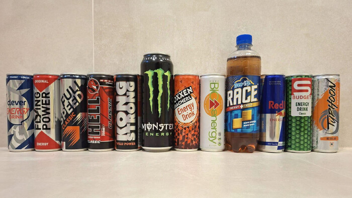 Die AK-Marktforschung hat insgesamt 38 Energy-Drinks getestet