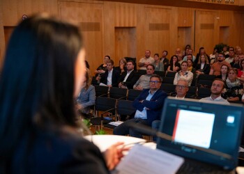 4. Arbeits- und sozialrechtlicher Dialog