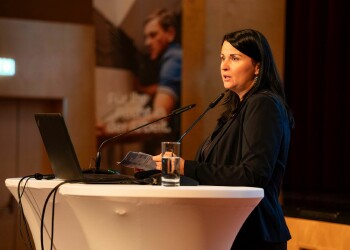 4. Arbeits- und sozialrechtlicher Dialog