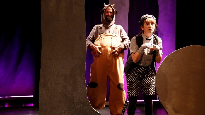 Theater Feuerblau zeigt: Der Grüffelo. © Clemens Nestroy, AK Stmk Theater Feuerblau zeigt  Theater Feuerblau zeigt  © Clemens Nestroy, AK Stmk Theater Feuerblau zeigt: Der Grüffelo.