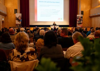 4. Arbeits- und sozialrechtlicher Dialog