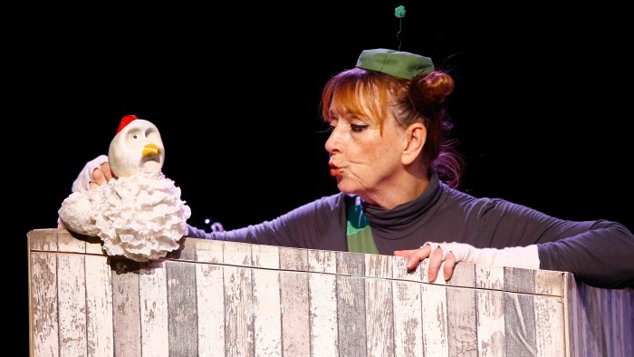 Theater Feuerblau zeigt eine spannende Geschichte über die Freundschaft.