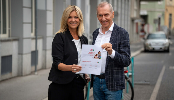 AK-Pr&auml;sident Josef Pesserl und AK-Bildungsbereichsleiterin Alexandra H&ouml;rmann pr&auml;sentierten die AK-Nachhilfestudie.