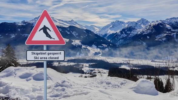 Aufgrund der Corona-Pandemie wurde die Skisaison 2020 vorzeitig beendet. © Natascha - stock.adobe.com, AK Stmk