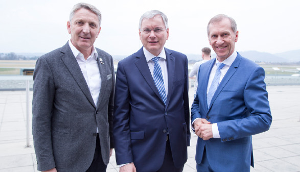 AK-Präsident Josef Pesserl mit Sozialminister Alois Stöger und WK-Präsident Josef Herk (v.r.n.l.).