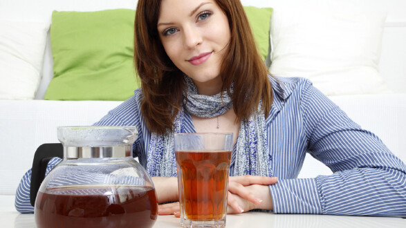 Frau trinkt Tee © Knutwiarda, stock.adobe.com