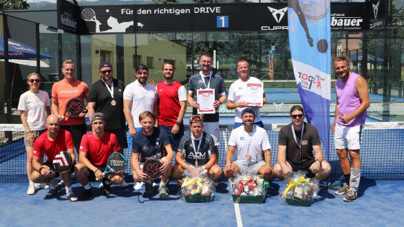Die Padel-Teams beim Turnier in Fohnsdorf.