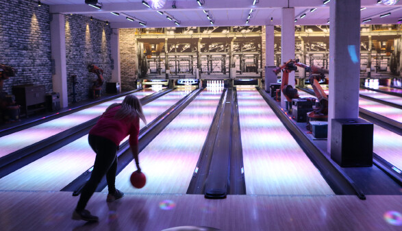 Bei der 5. Bowling-Meisterschaft in Gleisdorf bowlten 40 Teilnehmer:innen um den Sieg.