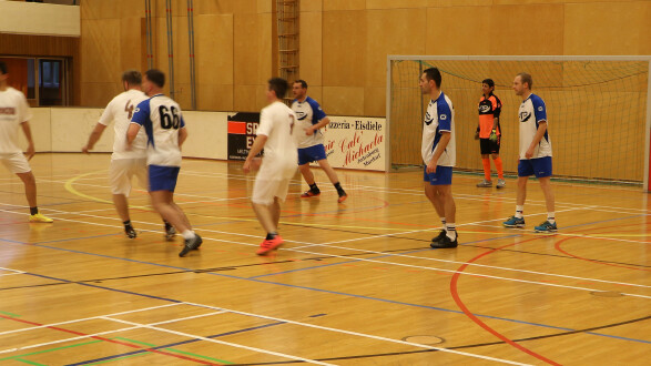 Spannende Spiele gab es bei den Hallenfußballturnieren in Judenburg.