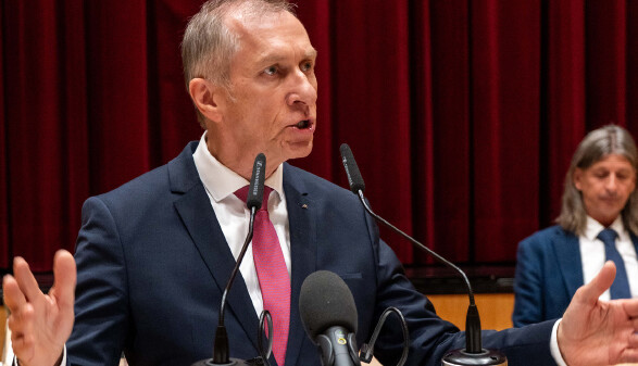 AK-Pr&auml;sident Josef Pesserl &uuml;bte Kritik an der Verm&ouml;gensverteilung, die ein enormes Ungleichgewicht erzeugt.