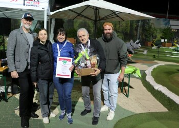 9. Minigolf Trophy Center West